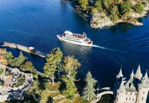 Gananoque: 1000 Islands Highlights Scenic Cruise