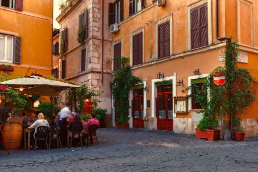 4-hour food and wine walking tour around Rome