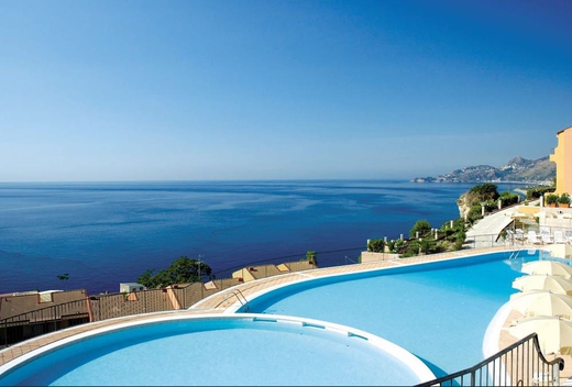 Weekend romantico in spa a Taormina