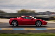 Baptême de Pilotage Ferrari F458 - 6 tours au circuit Lombardone à Turin, Italie