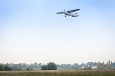 Piloter un avion (20min) + 1 accompagnateur - Lognes (77)