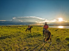 Passeggiata a cavallo di 1 ora & soggiorno 1 notte