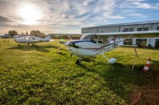 Piloter un avion (20min) + 1 accompagnateur - Lognes (77)