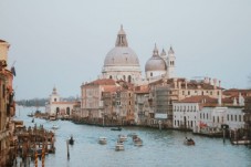 Guided Tour with Gondola Ride at Saint Mark's Basilica and Doge's Palace