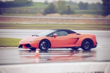 Lambo wiele lokalizacji