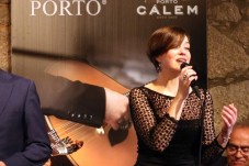 Visite des caves Cálem + Spectacle de Fado à Porto