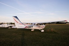 Piloter un avion (20min) + 1 accompagnateur - Lognes (77)