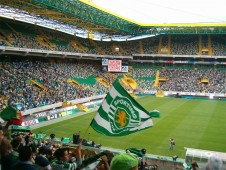Pack Sporting CP Hotel + Jogo + Cachecóis + Visita a Museu e Estádio p/2