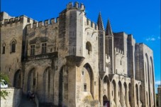 Visite du Palais des Papes et du Pont d'Avignon - (84)