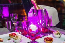 Croisière et Diner romantique sur la Seine - 2 Billets Enfant - (3-11ans)