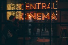 Buono regalo cinema e tour mezza giornata in bici a Parma con degustazione