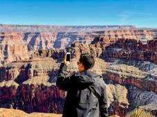 Las Vegas Day Trip: Grand Canyon West, Hoover Dam, Skywalk & Lunch