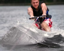 Aula de Wakeboard para 12 Pessoas