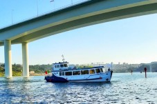 Cena a Bordo en el Río Duero, Oporto para 2 personas