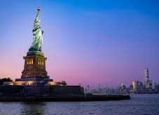 NYC: Gourmet Dinner Cruise with Live Music