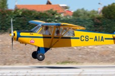 Voo em Avião Histórico com Aula de Pilotagem
