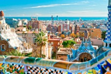 Sagrada Familia Fast Track Tickets and Guided Tour